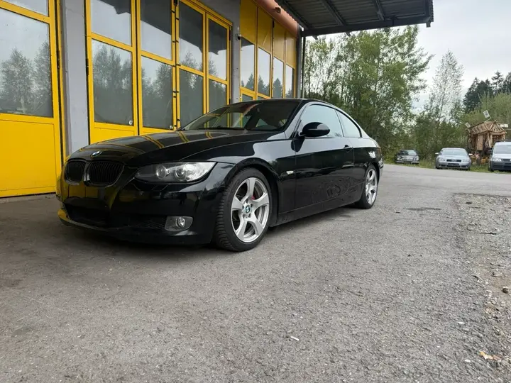BMW 3Er-Reihe 325I