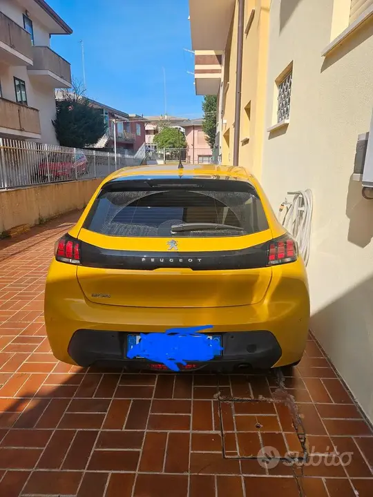 Peugeot 208 2023 photo 5