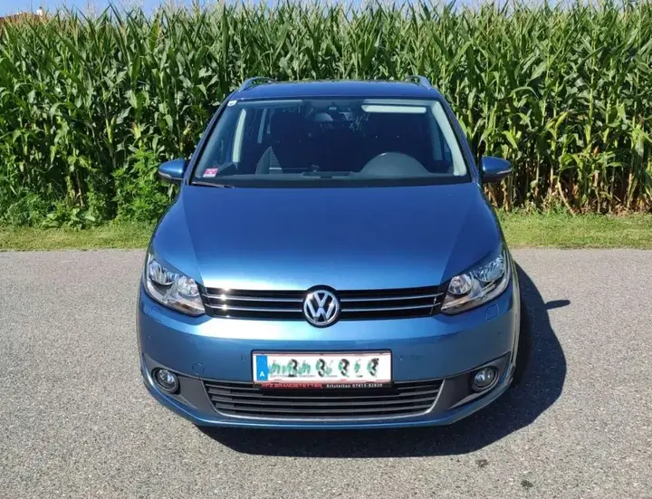 Volkswagen Touran 2015 photo 3