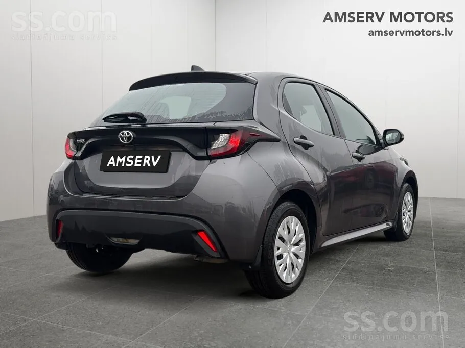 Toyota Yaris 2025 photo 2