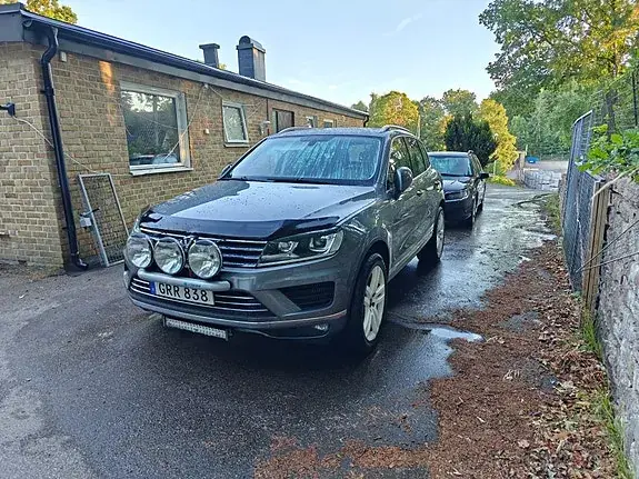 Volkswagen Touareg 2016 photo 2