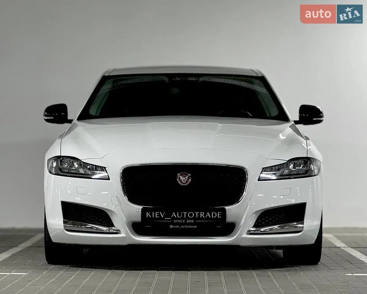Jaguar Xf 2016 photo 4