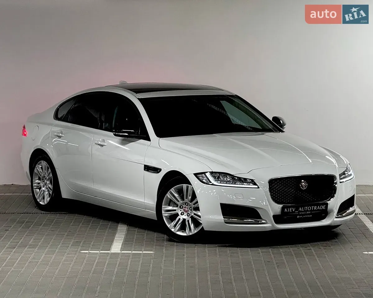 Jaguar Xf 2016 photo 2