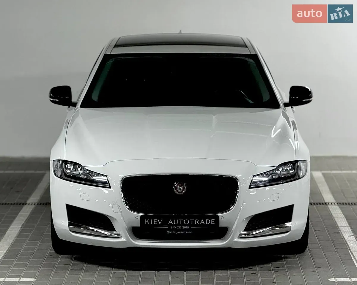 Jaguar Xf 2016 photo 5