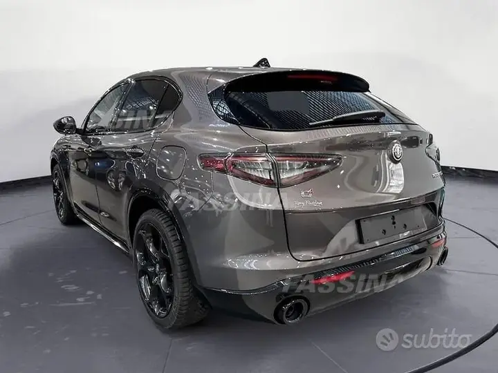 Alfa Romeo Stelvio 2025 photo 4