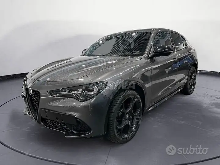 Alfa Romeo Stelvio 2025 photo 3