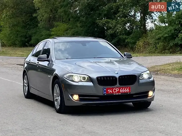 BMW 5 Series 2013 photo 3