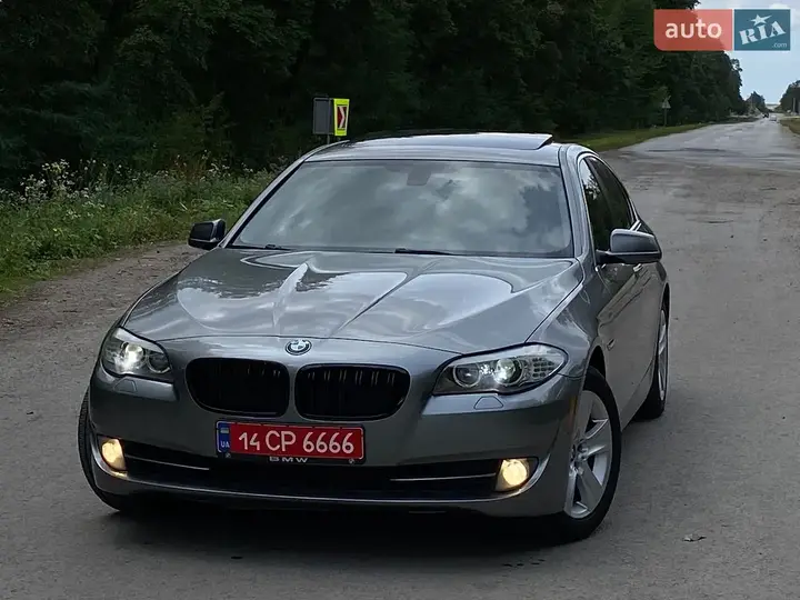 BMW 5 Series 2013 photo 5