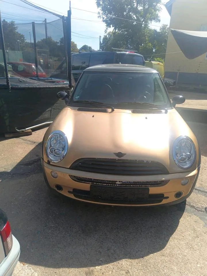 Mini R50