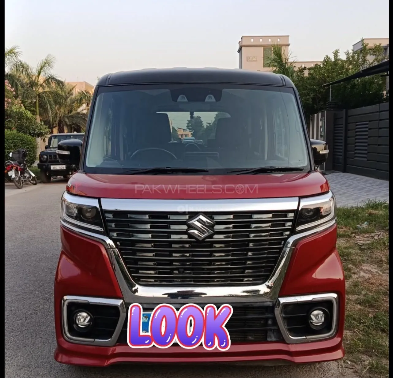 Suzuki Spacia