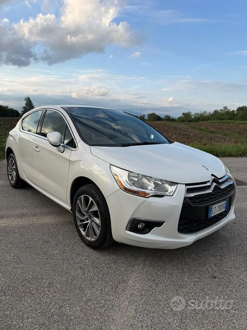 DS Automobiles Ds 4
