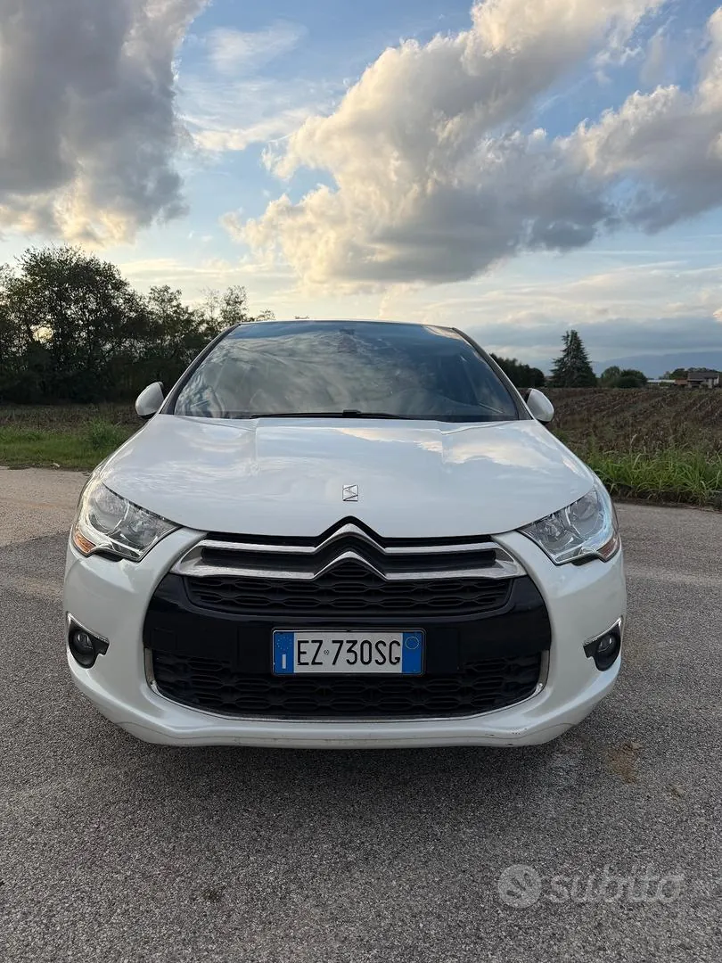 DS Automobiles Ds 4 2015 photo 2