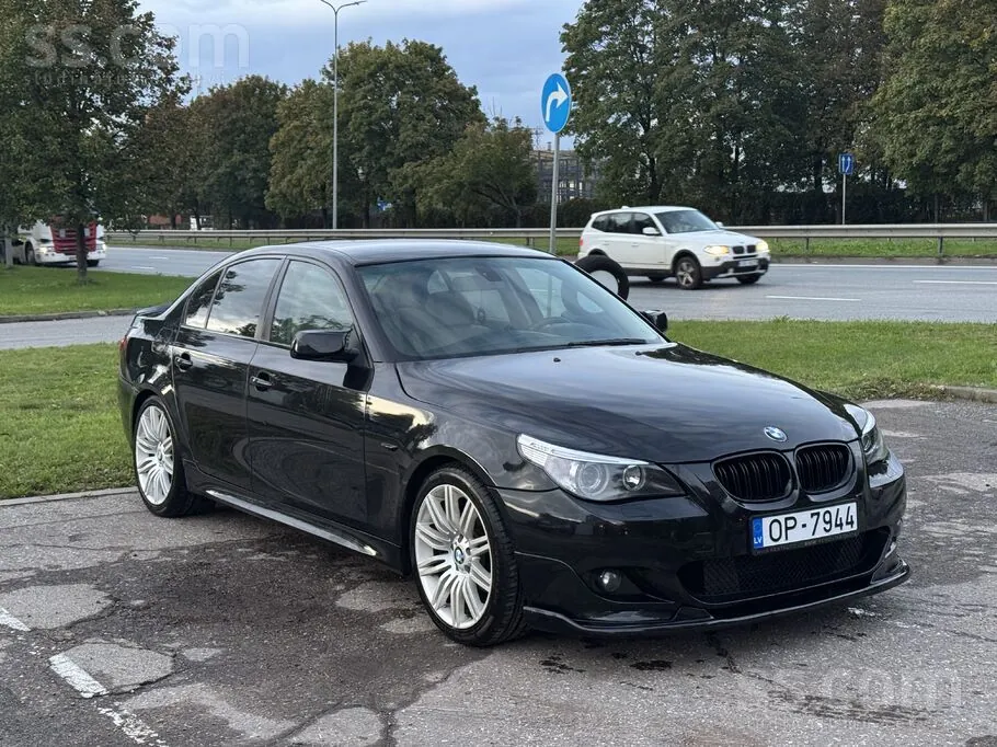 BMW E60 2005 photo 3