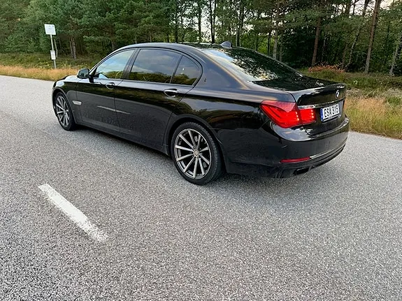 BMW 750Ld 2013 photo 3