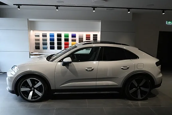 Porsche Macan 2026 photo 4