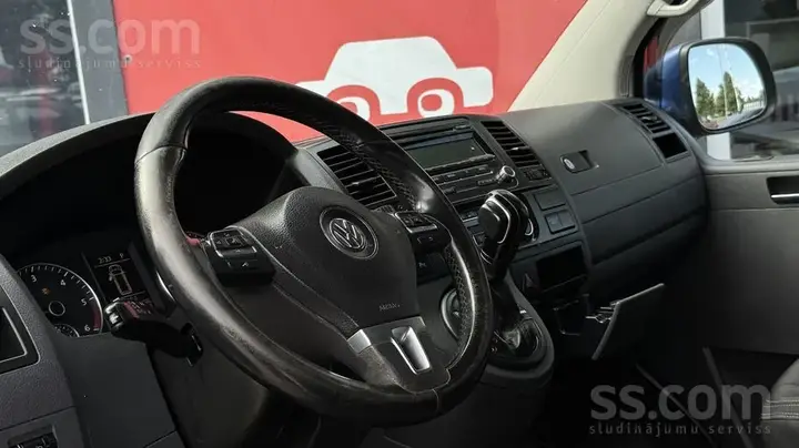 Volkswagen Caravelle 2011 photo 5