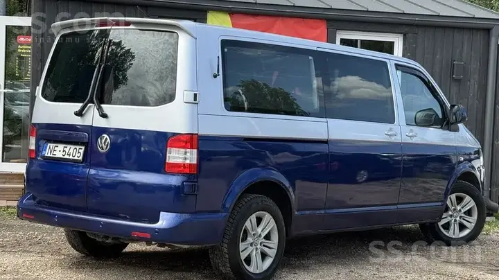 Volkswagen Caravelle 2011 photo 3
