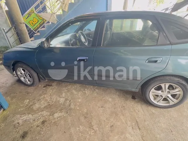 Hyundai Elantra 2000 photo 2