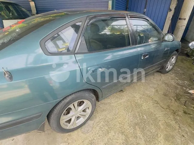 Hyundai Elantra 2000 photo 3