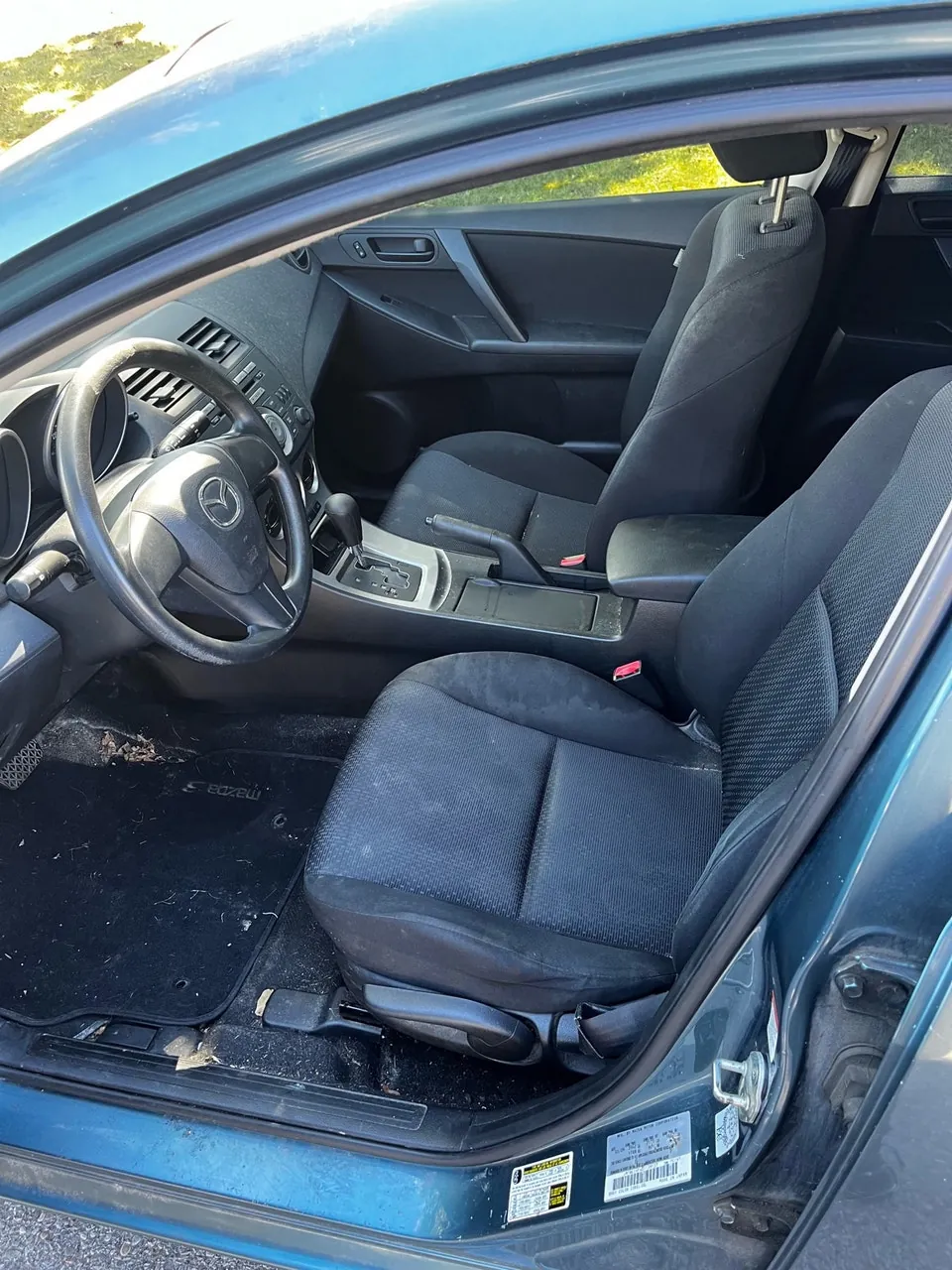 Mazda 3 2010 photo 3
