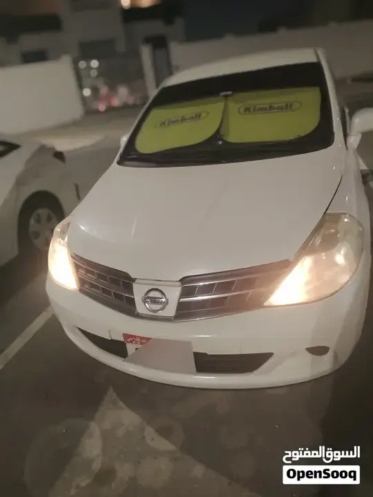 Nissan Tiida 2009 photo 4