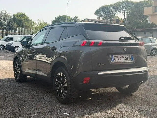 Peugeot 2008 2022 photo 4