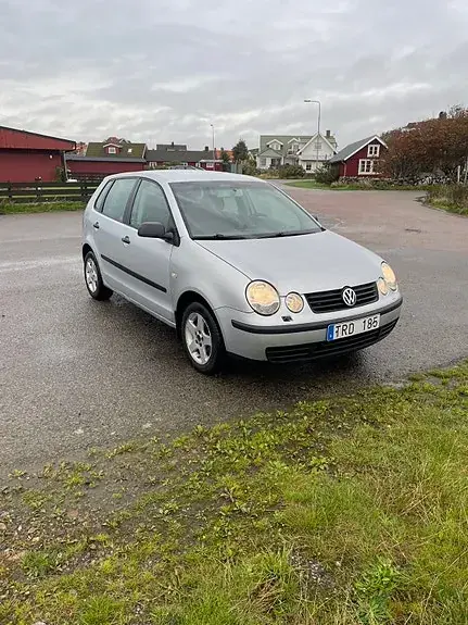 Volkswagen Polo 2003 photo 2