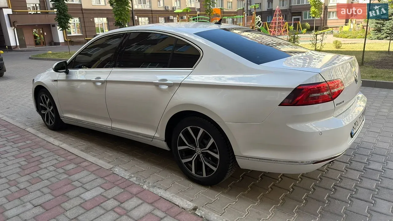 Volkswagen Passat 2015 photo 5