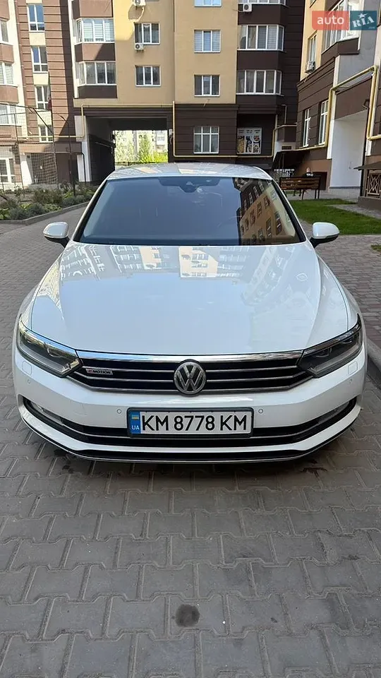 Volkswagen Passat 2015 photo 2