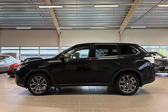 Mitsubishi Outlander 2015 photo 2
