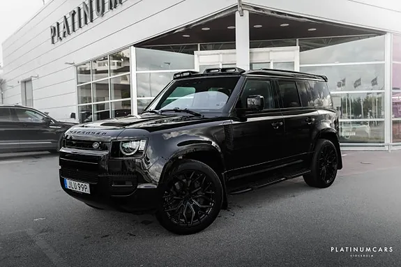 Land Rover Defender 110