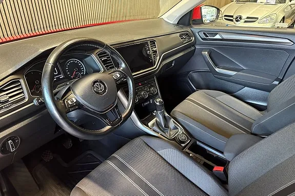 Volkswagen T-Roc 2018 photo 5
