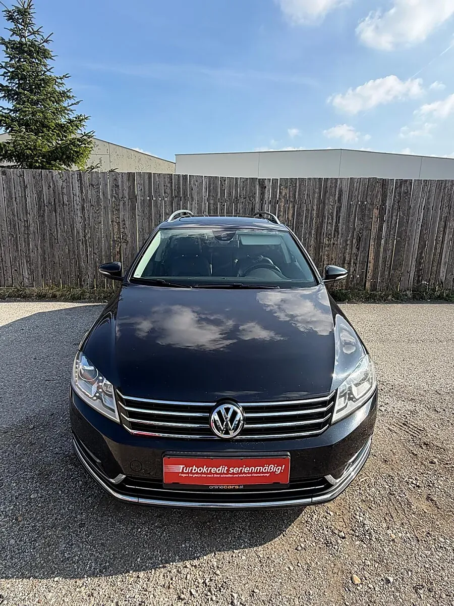 Volkswagen Passat Variant 2014 photo 2