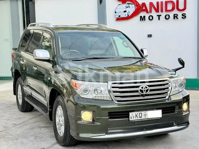 Toyota Land Cruiser
