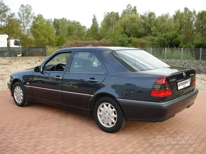 Mercedes-Benz C 250 1997 photo 5
