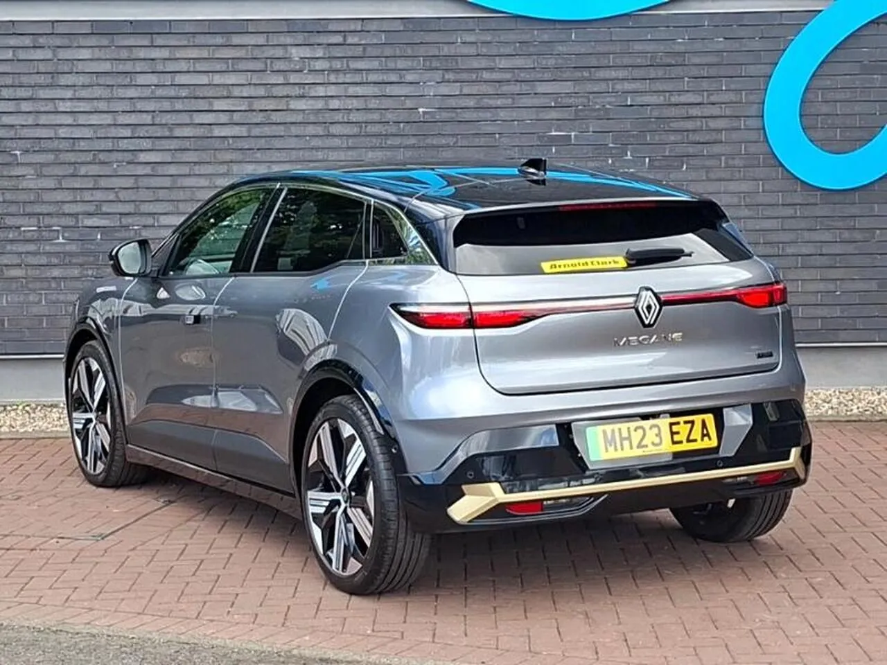 Renault Megane 2023 photo 2