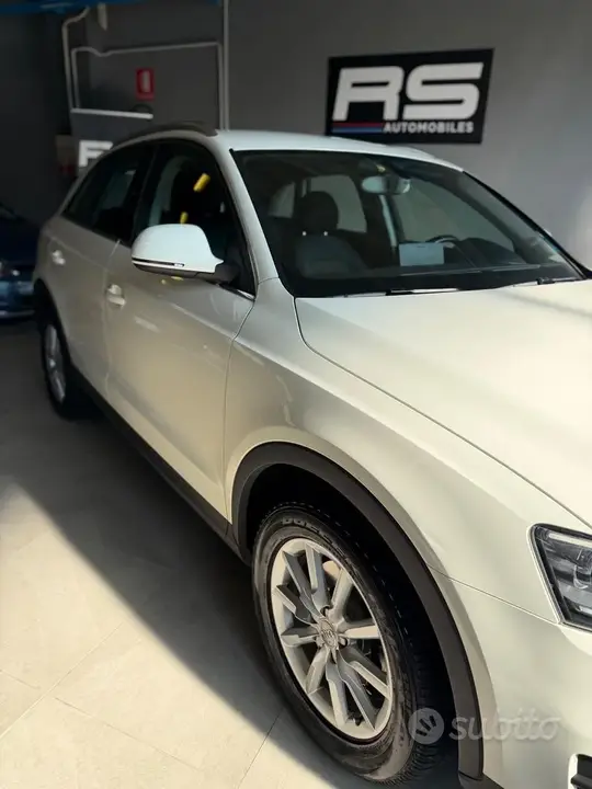 Audi Q3 2012 photo 5