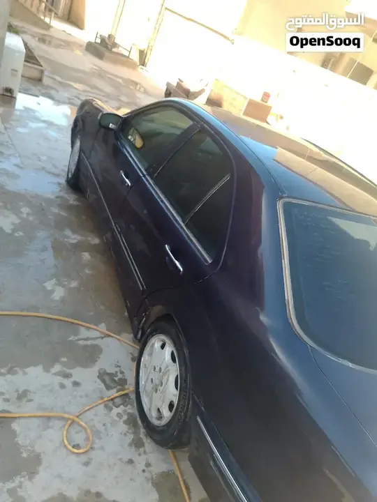 Mercedes-Benz E-Class 2002 photo 4