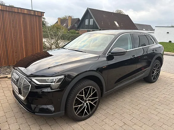 Audi E-Tron 2021 photo 4