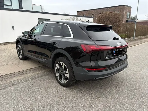 Audi E-Tron 2021 photo 3
