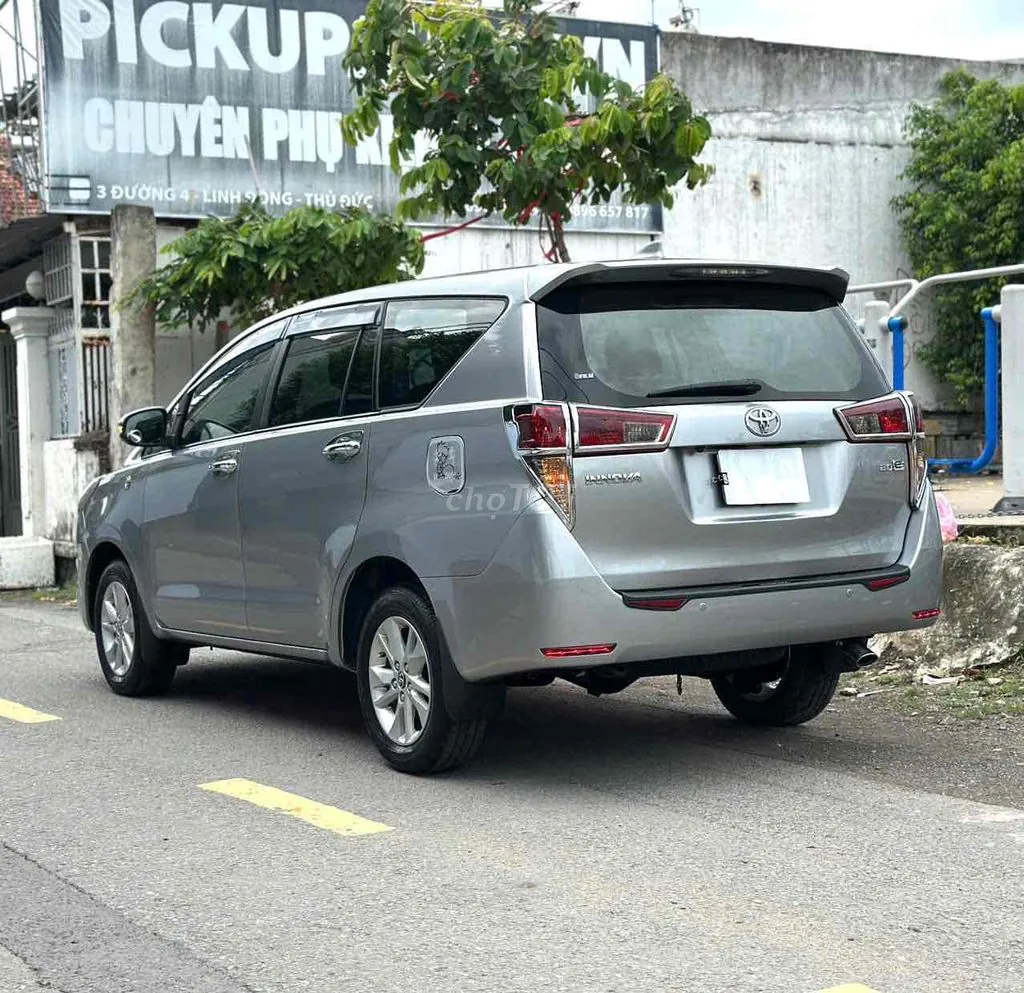 Toyota Innova 2018 photo 4