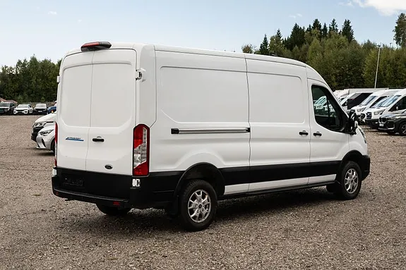 Ford Transit 2022 photo 5