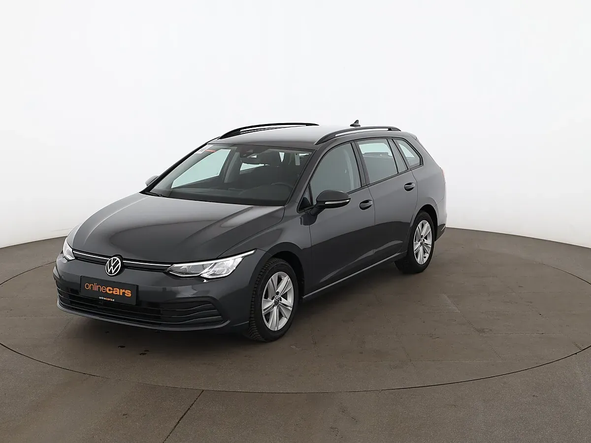 Volkswagen Golf 2022 photo 2
