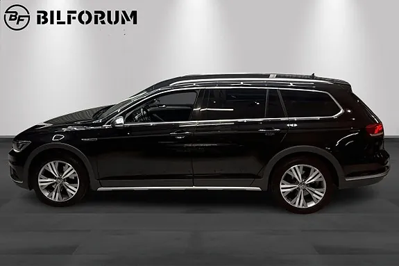 Volkswagen Passat Alltrack 2017 photo 2