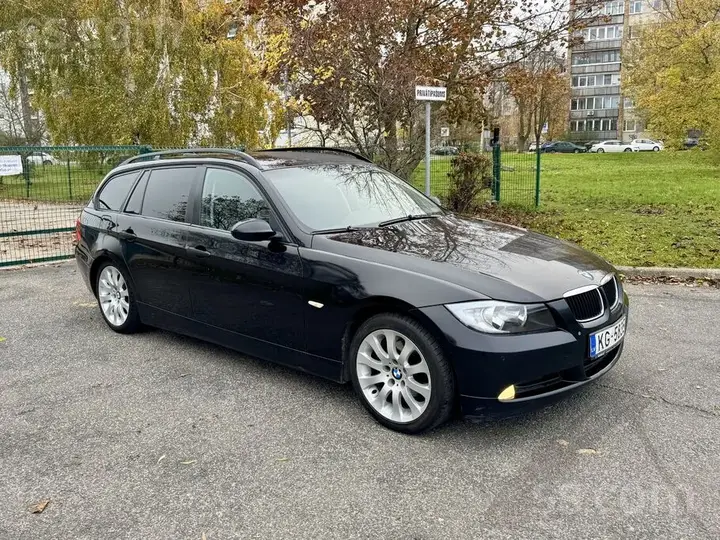 BMW 320