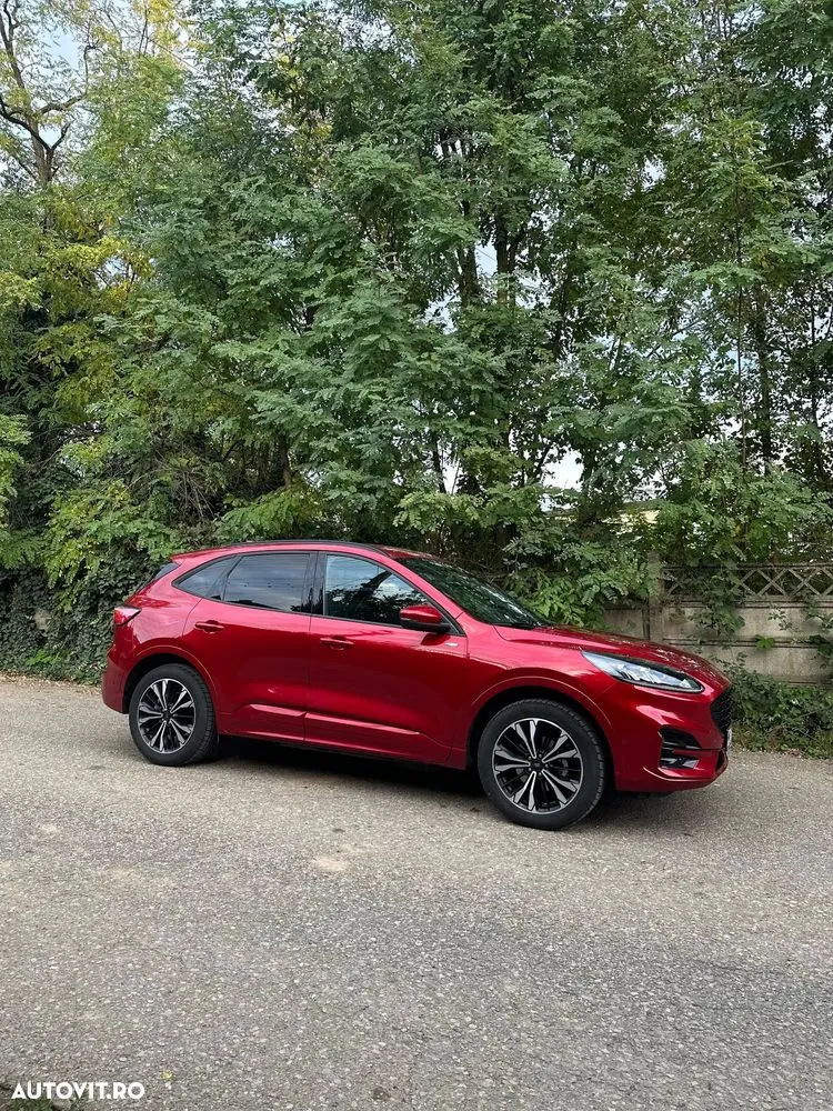 Ford Kuga 2021 photo 2