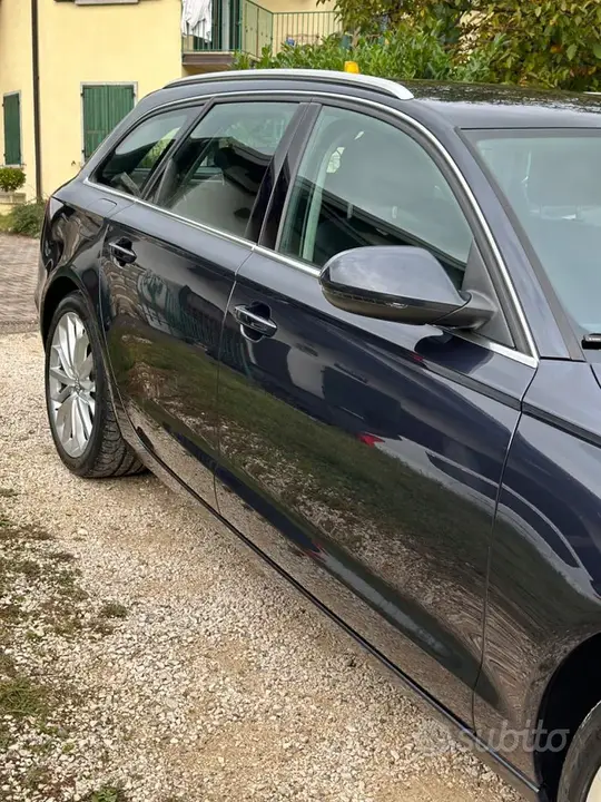 Audi A6 2012 photo 5