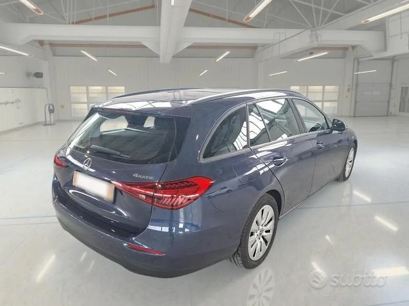 Mercedes-Benz C-Class 2023 photo 4