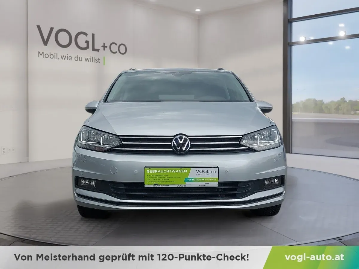 Volkswagen Touran 2024 photo 5