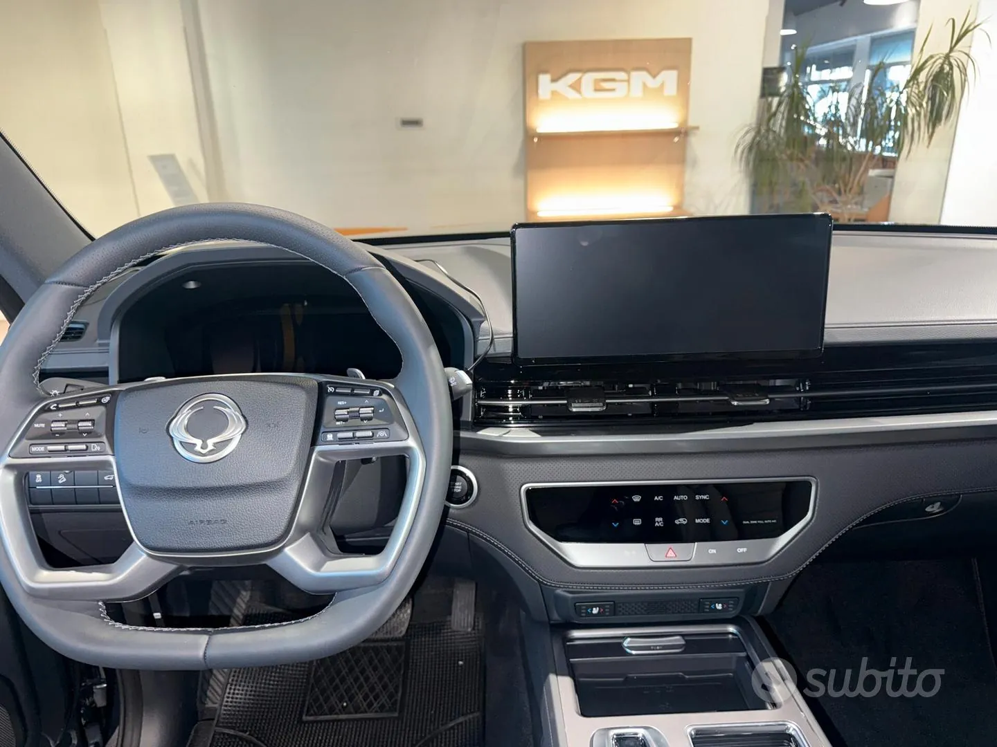 KG Mobility Rexton photo 5